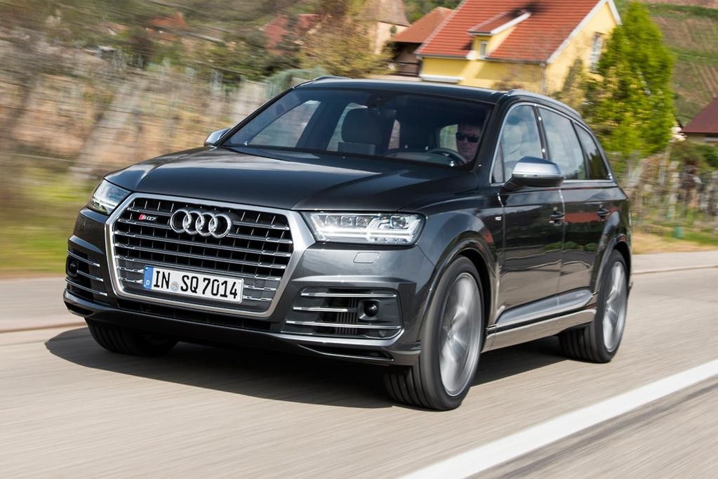 AUDI Q7